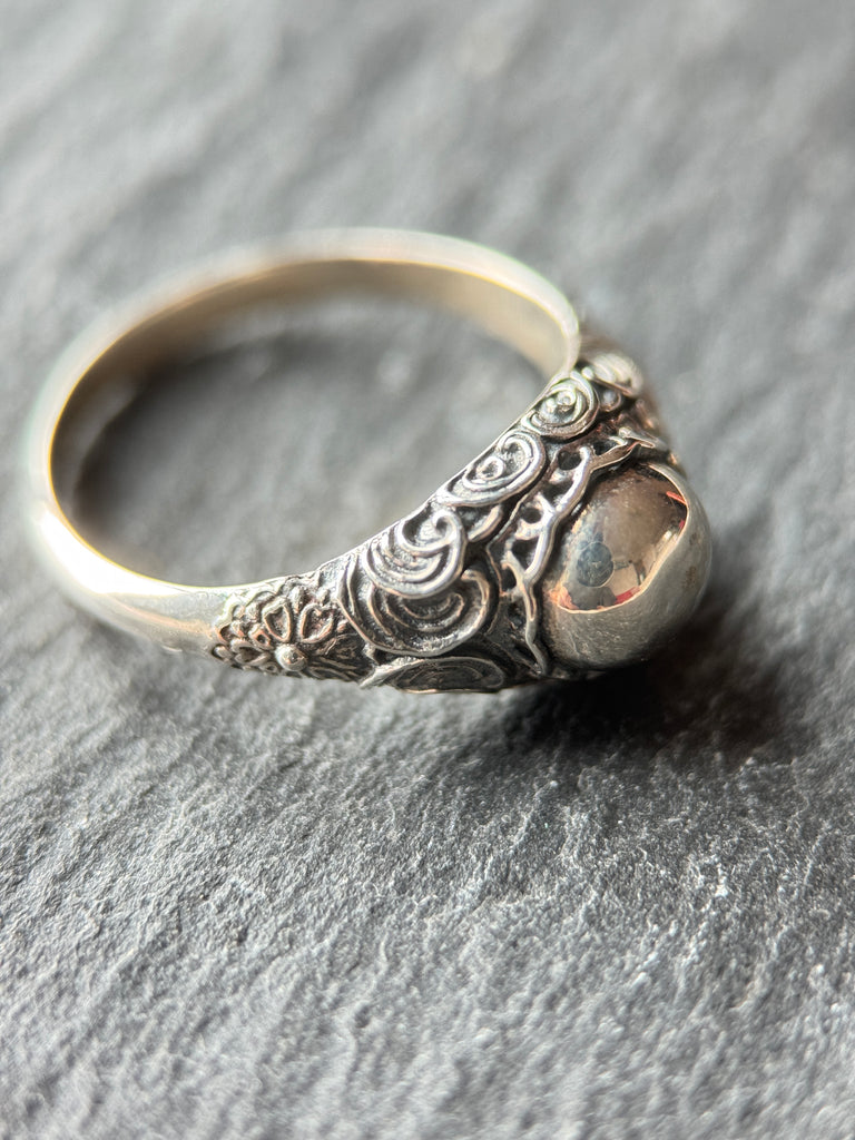 Wave Orb silver ring