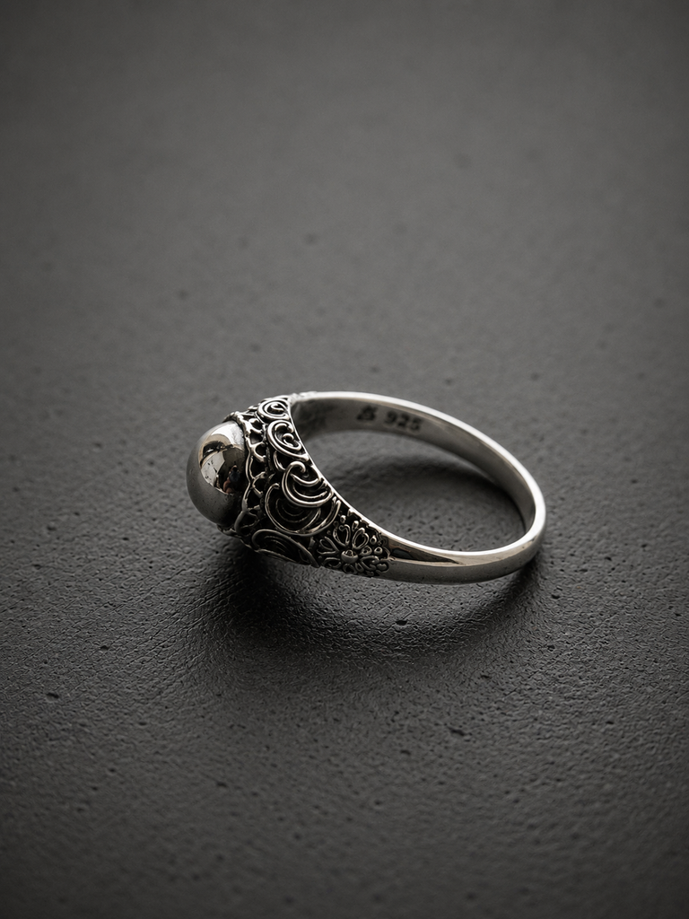 Wave Orb silver ring