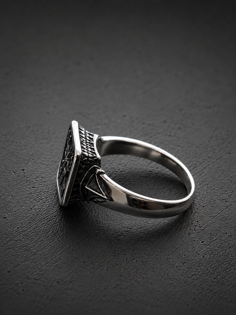 Knight Gaia ring