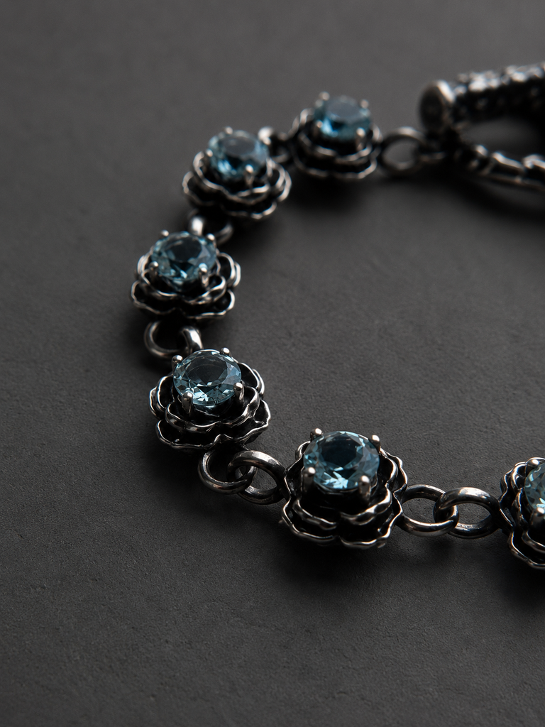 Flower blue topaz bracelet
