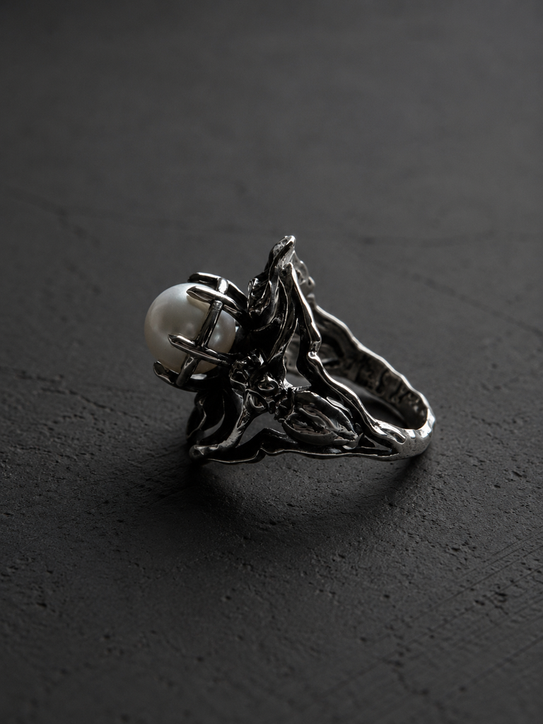 Splash Pearl ring