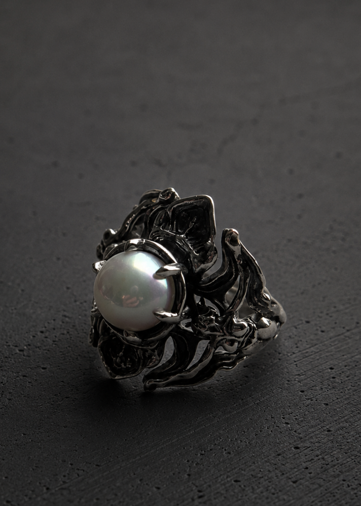 Splash Pearl ring