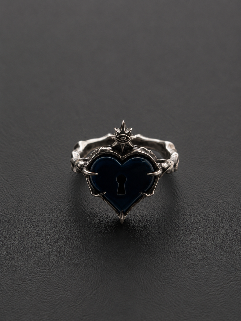 Dreamweaver Heart Lock Ring