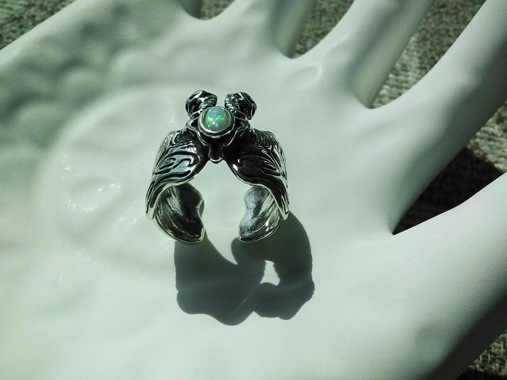 Moth Lock Ring