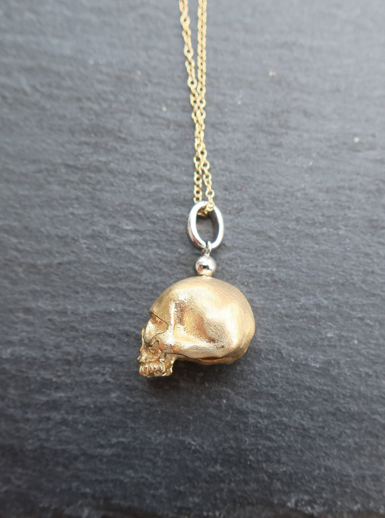 18K Yellow Gold Skull Pendant with 18k Gold Chain