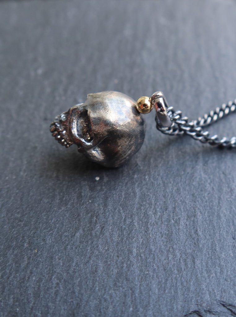 925 Silver Skull Pendant with 18k Rose Gold bead and Silver Chain