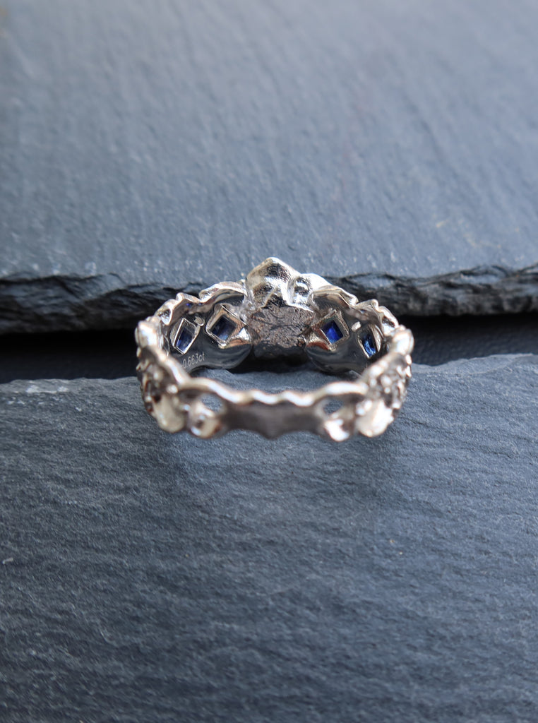 18K Gold Flower Baby Ring with Sapphires