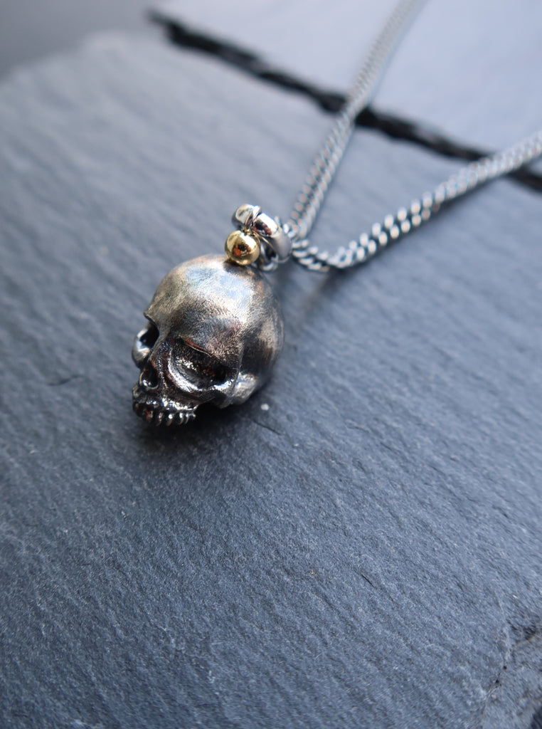 925 Silver Skull Pendant with 18k Rose Gold bead and Silver Chain